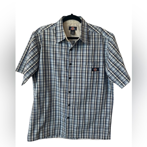 Dickies Other - DICKIES- MENS SHORT SLEEVE BUTTON DOWN DRESS SHIRT